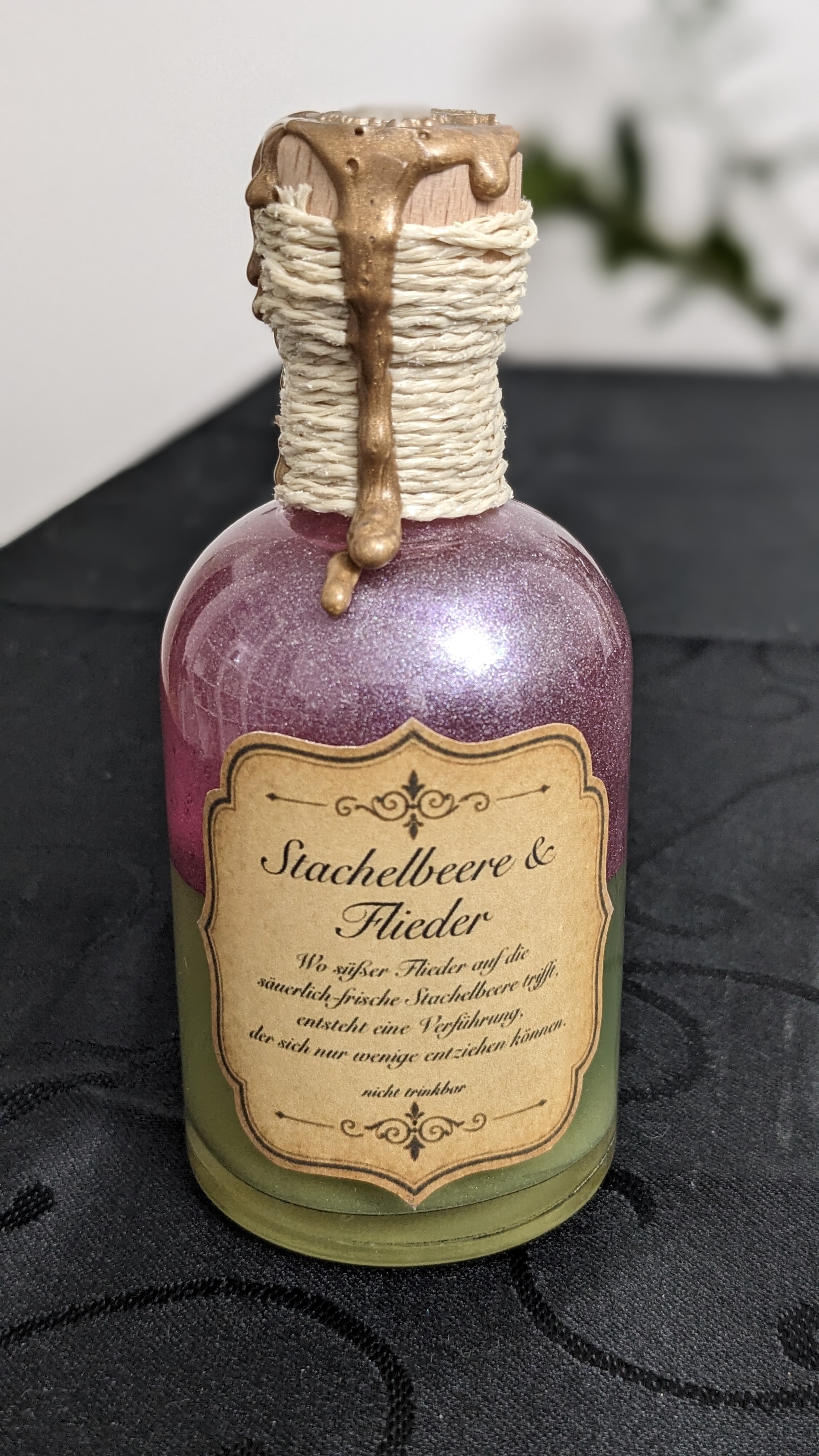 Stachelbeere und Flieder